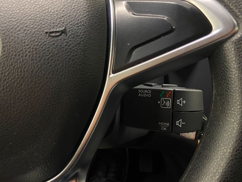 Renault STEPWAY 1.6 16V SCE FLEX ZEN MANUAL 2021/2022 DRSUL SEMINOVOS CAXIAS DO SUL – LAJEADO – SANTA CRUZ DO SUL / Carros no Vale