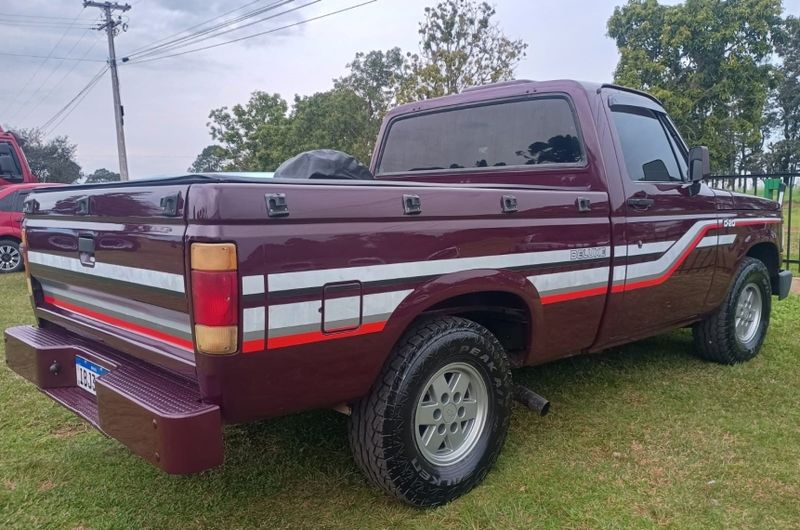 Chevrolet D20 4.0 CUSTOM S CS 8V DIESEL 2P MANUAL 1992/1992 CAMINHÕES & CAMIONETAS PASSO FUNDO / Carros no Vale