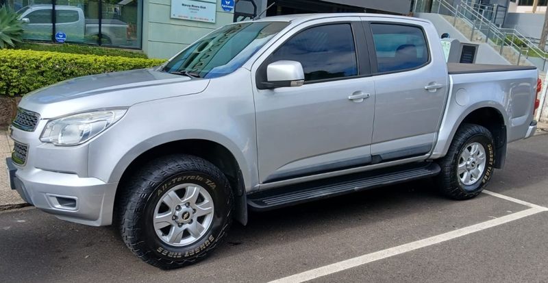 Chevrolet S10 2.5 LT 4X2 CD 16V FLEX 4P MANUAL 2015/2016 CAMINHÕES & CAMIONETAS PASSO FUNDO / Carros no Vale