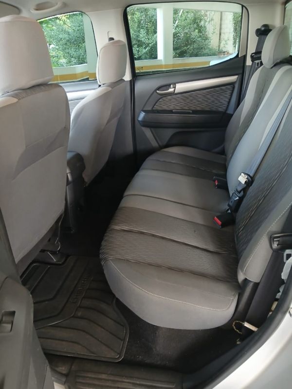Chevrolet S10 2.5 LT 4X2 CD 16V FLEX 4P MANUAL 2015/2016 CAMINHÕES & CAMIONETAS PASSO FUNDO / Carros no Vale
