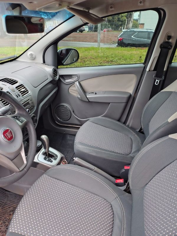 Fiat SIENA 1.6 MPI ESSENCE 16V FLEX 4P AUTOMATIZADO 2012/2013 CAMINHÕES & CAMIONETAS PASSO FUNDO / Carros no Vale