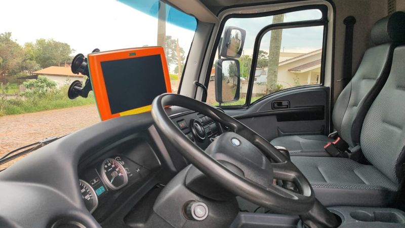 Ford Cargo 2629 E 6×4 Turbo + Hercules 24000 2019/2019 CAMINHÕES & CAMIONETAS PASSO FUNDO / Carros no Vale Ford Cargo 2629 E 6×4 Turbo + Hercules 24000 2019/2019 CAMINHÕES & CAMIONETAS PASSO FUNDO / Carros no Vale