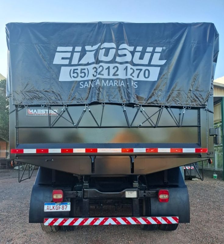 Ford Cargo 4331 Caçamba Munck 2003/2003 CAMINHÕES & CAMIONETAS PASSO FUNDO / Carros no Vale