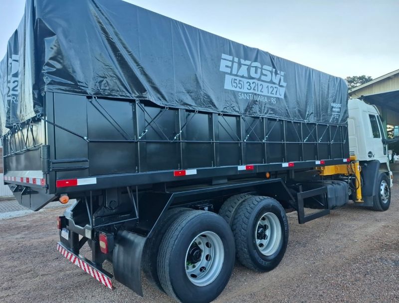 Ford Cargo 4331 Caçamba Munck 2003/2003 CAMINHÕES & CAMIONETAS PASSO FUNDO / Carros no Vale