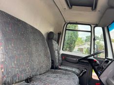 Ford Cargo 816 S Turbo (E5) 2012/2013 CAMINHÕES & CAMIONETAS PASSO FUNDO / Carros no Vale