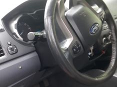 Ford RANGER 3.2 LIMITED 4X4 CD 20V DIESEL 4P AUTOMÁTICO 2013/2014 CAMINHÕES & CAMIONETAS PASSO FUNDO / Carros no Vale