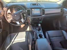 Ford RANGER 3.2 XLT 4X4 CD 20V DIESEL 4P AUTOMÁTICO 2019/2019 CAMINHÕES & CAMIONETAS PASSO FUNDO / Carros no Vale