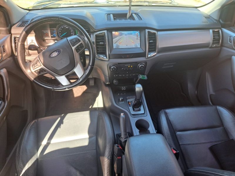 Ford RANGER 3.2 XLT 4X4 CD 20V DIESEL 4P AUTOMÁTICO 2019/2019 CAMINHÕES & CAMIONETAS PASSO FUNDO / Carros no Vale Ford RANGER 3.2 XLT 4X4 CD 20V DIESEL 4P AUTOMÁTICO 2019/2019 CAMINHÕES & CAMIONETAS PASSO FUNDO / Carros no Vale