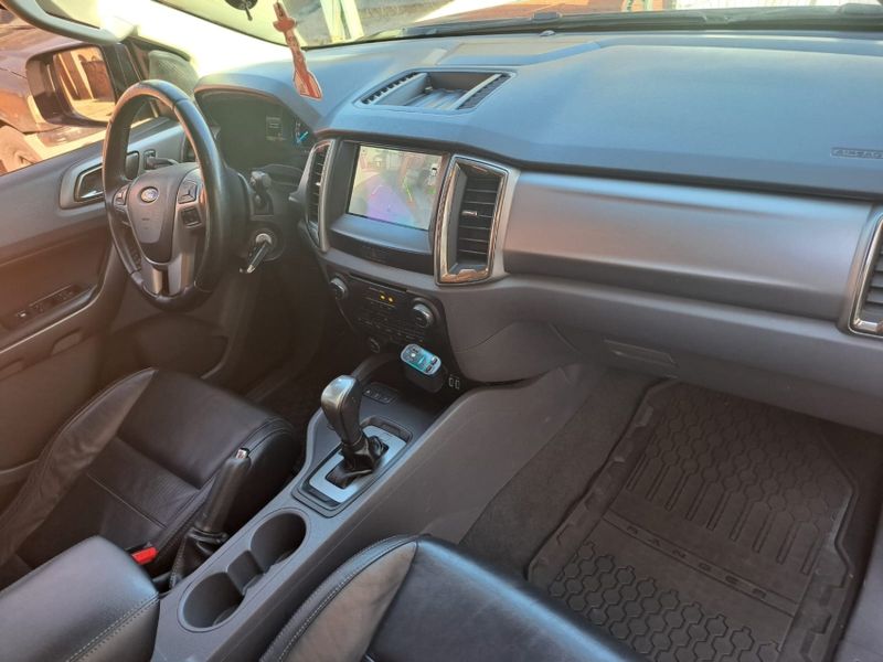 Ford RANGER 3.2 XLT 4X4 CD 20V DIESEL 4P AUTOMÁTICO 2019/2019 CAMINHÕES & CAMIONETAS PASSO FUNDO / Carros no Vale Ford RANGER 3.2 XLT 4X4 CD 20V DIESEL 4P AUTOMÁTICO 2019/2019 CAMINHÕES & CAMIONETAS PASSO FUNDO / Carros no Vale