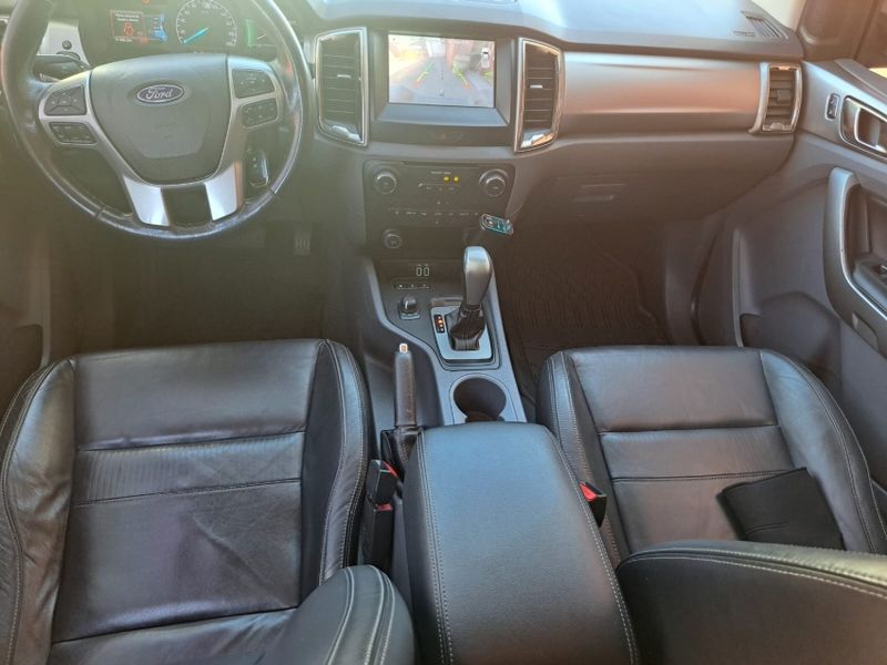 Ford RANGER 3.2 XLT 4X4 CD 20V DIESEL 4P AUTOMÁTICO 2019/2019 CAMINHÕES & CAMIONETAS PASSO FUNDO / Carros no Vale Ford RANGER 3.2 XLT 4X4 CD 20V DIESEL 4P AUTOMÁTICO 2019/2019 CAMINHÕES & CAMIONETAS PASSO FUNDO / Carros no Vale