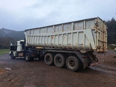 Guerra Graneleiro Caçamba Basculante P 41 M3 1991/1991 CAMINHÕES & CAMIONETAS PASSO FUNDO / Carros no Vale