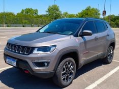 JEEP COMPASS 2.0 16V DIESEL TRAILHAWK 4X4 AUTOMÁTICO 2021/2021 CAMINHÕES & CAMIONETAS PASSO FUNDO / Carros no Vale