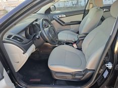 KIA CERATO 1.6 E.213 SEDAN 16V GASOLINA 4P MANUAL 2009/2010 CAMINHÕES & CAMIONETAS PASSO FUNDO / Carros no Vale