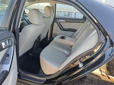 KIA CERATO 1.6 E.213 SEDAN 16V GASOLINA 4P MANUAL 2009/2010 CAMINHÕES & CAMIONETAS PASSO FUNDO / Carros no Vale