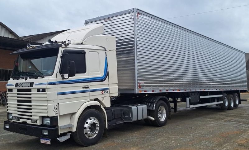 Scania R 113 R-113 H 320 4×2 2p 1997/1997 CAMINHÕES & CAMIONETAS PASSO FUNDO / Carros no Vale