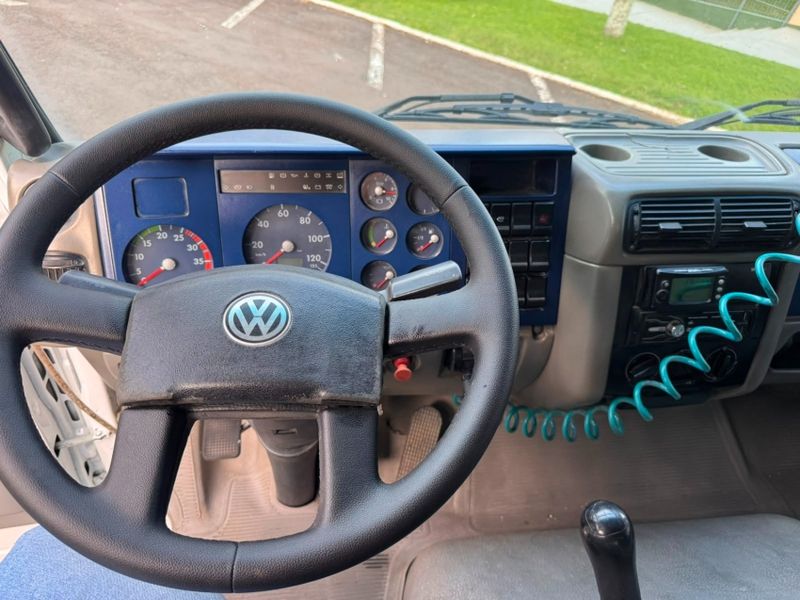 Volkswagen 8150 VW 8-150 E Worker Munck 2002/2002 CAMINHÕES & CAMIONETAS PASSO FUNDO / Carros no Vale Volkswagen 8150 VW 8-150 E Worker Munck 2002/2002 CAMINHÕES & CAMIONETAS PASSO FUNDO / Carros no Vale