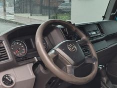 Volkswagen Delivery Express Delivery DRC 4-150 Baú 2018/2019 CAMINHÕES & CAMIONETAS PASSO FUNDO / Carros no Vale