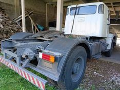 Volvo NL10 NL-10 280 4×2 2p 1988/1988 CAMINHÕES & CAMIONETAS PASSO FUNDO / Carros no Vale