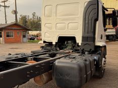 Volvo VM 330 6×2 2p Chassi 2021/2021 CAMINHÕES & CAMIONETAS PASSO FUNDO / Carros no Vale