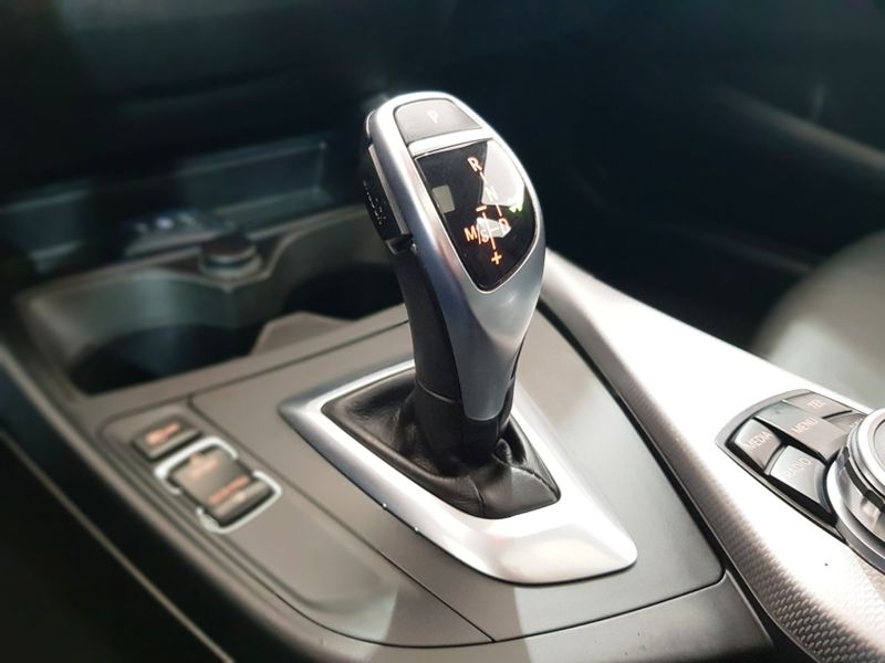 BMW 125i 2.0 M SPORT 16V GASOLINA 4P AUTOMÁTICO 2013/2014 ADVANT AUTOMÓVEIS CAXIAS DO SUL / Carros no Vale BMW 125i 2.0 M SPORT 16V GASOLINA 4P AUTOMÁTICO 2013/2014 ADVANT AUTOMÓVEIS CAXIAS DO SUL / Carros no Vale