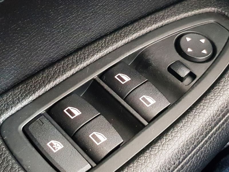 BMW 125i 2.0 M SPORT 16V GASOLINA 4P AUTOMÁTICO 2013/2014 ADVANT AUTOMÓVEIS CAXIAS DO SUL / Carros no Vale BMW 125i 2.0 M SPORT 16V GASOLINA 4P AUTOMÁTICO 2013/2014 ADVANT AUTOMÓVEIS CAXIAS DO SUL / Carros no Vale