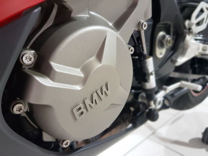 BMW S 1000 RR 2014/2015 ADVANT AUTOMÓVEIS CAXIAS DO SUL / Carros no Vale BMW S 1000 RR 2014/2015 ADVANT AUTOMÓVEIS CAXIAS DO SUL / Carros no Vale