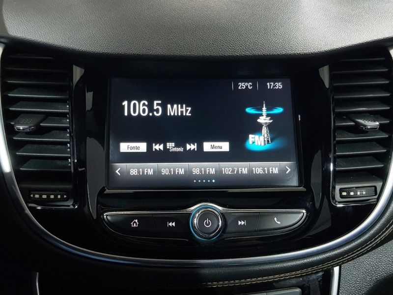 Chevrolet TRACKER 1.4 16V TURBO FLEX PREMIER AUTOMÁTICO 2018/2018 ADVANT AUTOMÓVEIS CAXIAS DO SUL / Carros no Vale