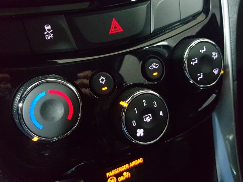 Chevrolet TRACKER 1.4 16V TURBO FLEX PREMIER AUTOMÁTICO 2018/2018 ADVANT AUTOMÓVEIS CAXIAS DO SUL / Carros no Vale