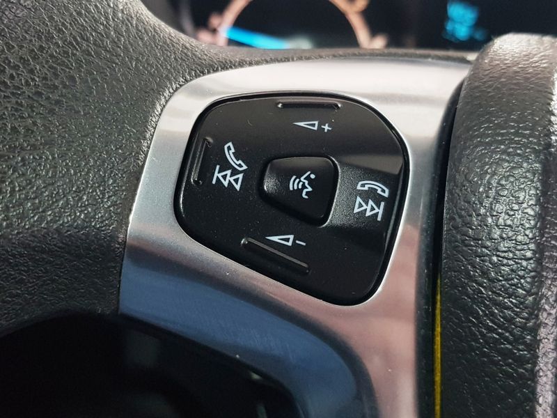 Ford FIESTA 1.6 SE HATCH 16V FLEX 4P POWERSHIFT 2015/2016 ADVANT AUTOMÓVEIS CAXIAS DO SUL / Carros no Vale Ford FIESTA 1.6 SE HATCH 16V FLEX 4P POWERSHIFT 2015/2016 ADVANT AUTOMÓVEIS CAXIAS DO SUL / Carros no Vale