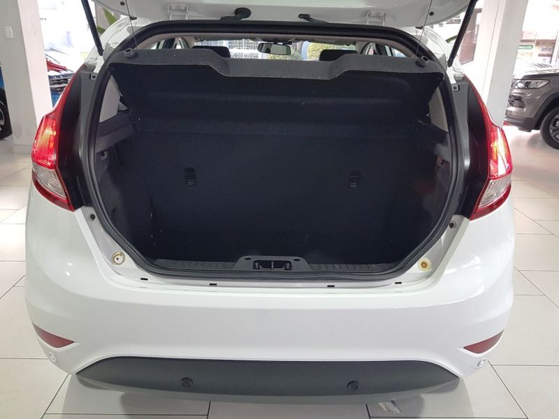 Ford FIESTA 1.6 SE HATCH 16V FLEX 4P POWERSHIFT 2015/2016 ADVANT AUTOMÓVEIS CAXIAS DO SUL / Carros no Vale Ford FIESTA 1.6 SE HATCH 16V FLEX 4P POWERSHIFT 2015/2016 ADVANT AUTOMÓVEIS CAXIAS DO SUL / Carros no Vale