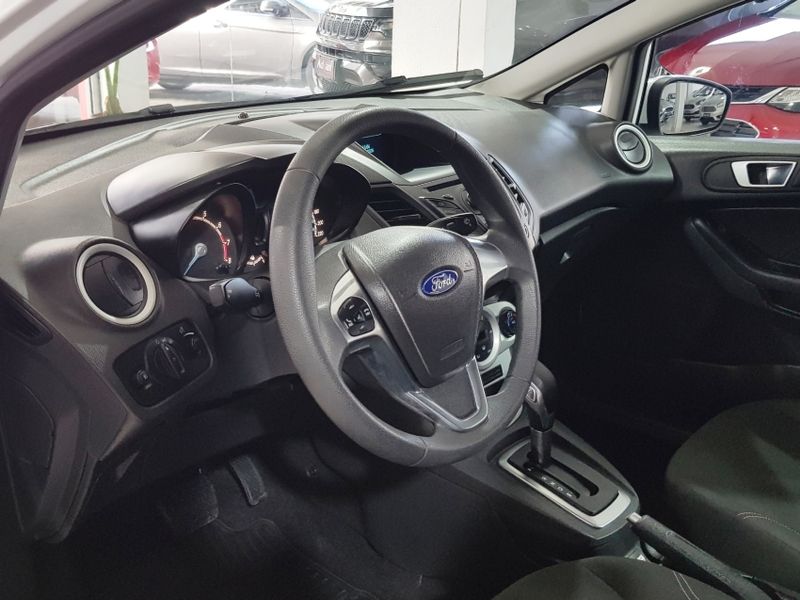 Ford FIESTA 1.6 SE HATCH 16V FLEX 4P POWERSHIFT 2015/2016 ADVANT AUTOMÓVEIS CAXIAS DO SUL / Carros no Vale Ford FIESTA 1.6 SE HATCH 16V FLEX 4P POWERSHIFT 2015/2016 ADVANT AUTOMÓVEIS CAXIAS DO SUL / Carros no Vale