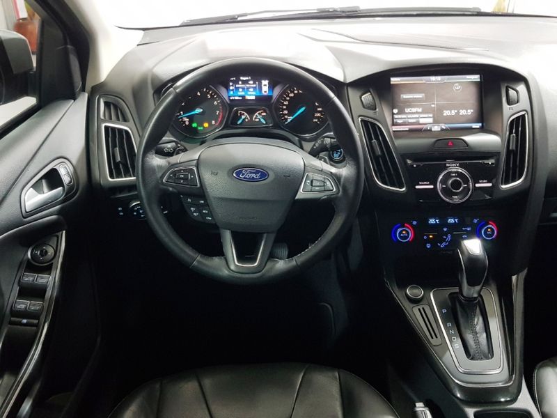 Ford FOCUS 2.0 TITANIUM 16V FLEX 4P POWERSHIFT 2015/2016 ADVANT AUTOMÓVEIS CAXIAS DO SUL / Carros no Vale Ford FOCUS 2.0 TITANIUM 16V FLEX 4P POWERSHIFT 2015/2016 ADVANT AUTOMÓVEIS CAXIAS DO SUL / Carros no Vale
