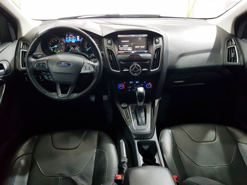 Ford FOCUS 2.0 TITANIUM 16V FLEX 4P POWERSHIFT 2015/2016 ADVANT AUTOMÓVEIS CAXIAS DO SUL / Carros no Vale Ford FOCUS 2.0 TITANIUM 16V FLEX 4P POWERSHIFT 2015/2016 ADVANT AUTOMÓVEIS CAXIAS DO SUL / Carros no Vale