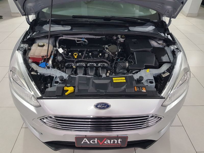 Ford FOCUS 2.0 TITANIUM 16V FLEX 4P POWERSHIFT 2015/2016 ADVANT AUTOMÓVEIS CAXIAS DO SUL / Carros no Vale Ford FOCUS 2.0 TITANIUM 16V FLEX 4P POWERSHIFT 2015/2016 ADVANT AUTOMÓVEIS CAXIAS DO SUL / Carros no Vale