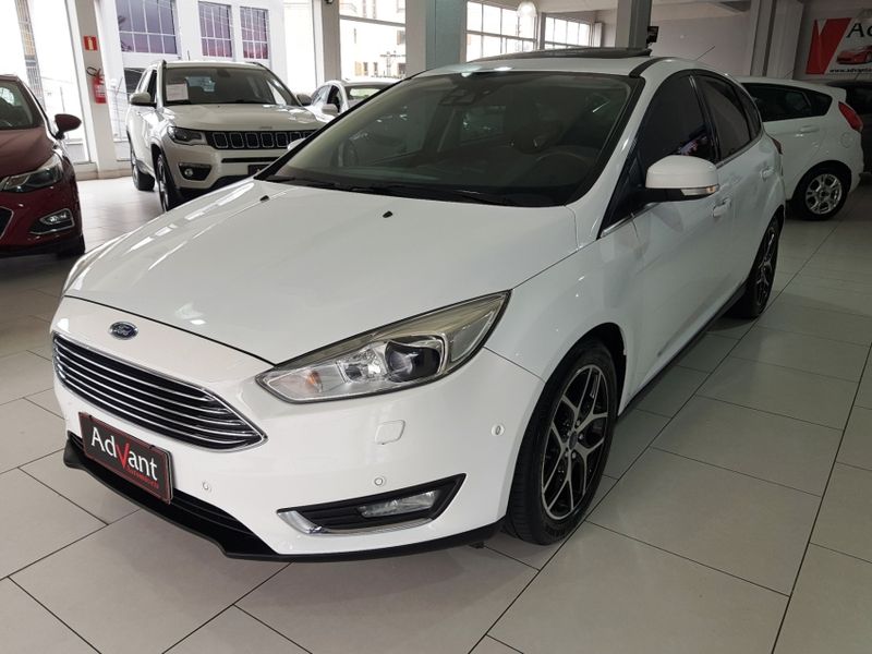 Ford FOCUS 2.0 TITANIUM PLUS 16V FLEX 4P POWERSHIFT 2017/2018 ADVANT AUTOMÓVEIS CAXIAS DO SUL / Carros no Vale Ford FOCUS 2.0 TITANIUM PLUS 16V FLEX 4P POWERSHIFT 2017/2018 ADVANT AUTOMÓVEIS CAXIAS DO SUL / Carros no Vale
