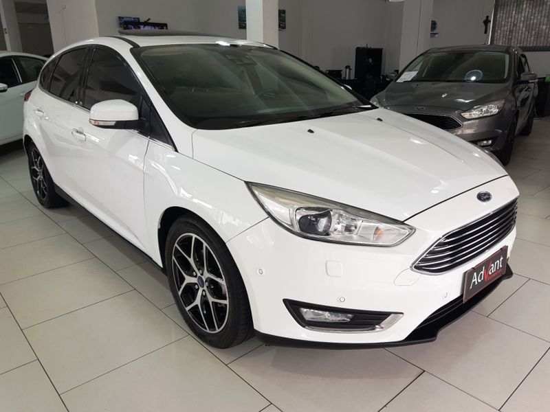 Ford FOCUS 2.0 TITANIUM PLUS 16V FLEX 4P POWERSHIFT 2017/2018 ADVANT AUTOMÓVEIS CAXIAS DO SUL / Carros no Vale Ford FOCUS 2.0 TITANIUM PLUS 16V FLEX 4P POWERSHIFT 2017/2018 ADVANT AUTOMÓVEIS CAXIAS DO SUL / Carros no Vale