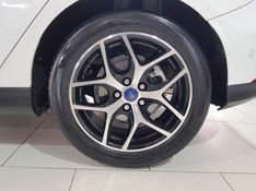 Ford FOCUS 2.0 TITANIUM PLUS 16V FLEX 4P POWERSHIFT 2017/2018 ADVANT AUTOMÓVEIS CAXIAS DO SUL / Carros no Vale