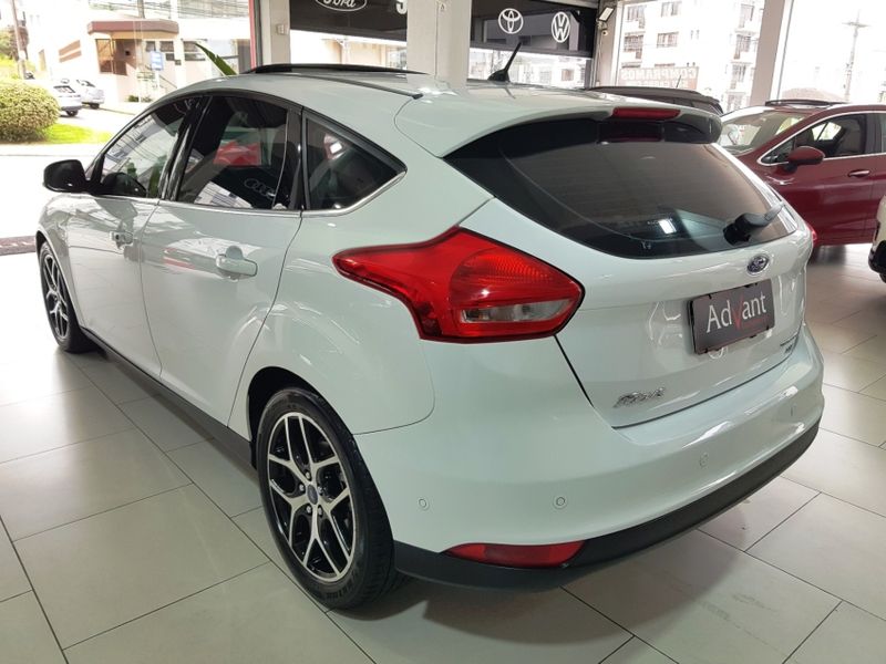Ford FOCUS 2.0 TITANIUM PLUS 16V FLEX 4P POWERSHIFT 2017/2018 ADVANT AUTOMÓVEIS CAXIAS DO SUL / Carros no Vale Ford FOCUS 2.0 TITANIUM PLUS 16V FLEX 4P POWERSHIFT 2017/2018 ADVANT AUTOMÓVEIS CAXIAS DO SUL / Carros no Vale
