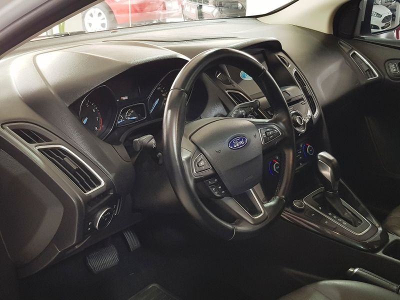 Ford FOCUS 2.0 TITANIUM PLUS 16V FLEX 4P POWERSHIFT 2017/2018 ADVANT AUTOMÓVEIS CAXIAS DO SUL / Carros no Vale Ford FOCUS 2.0 TITANIUM PLUS 16V FLEX 4P POWERSHIFT 2017/2018 ADVANT AUTOMÓVEIS CAXIAS DO SUL / Carros no Vale