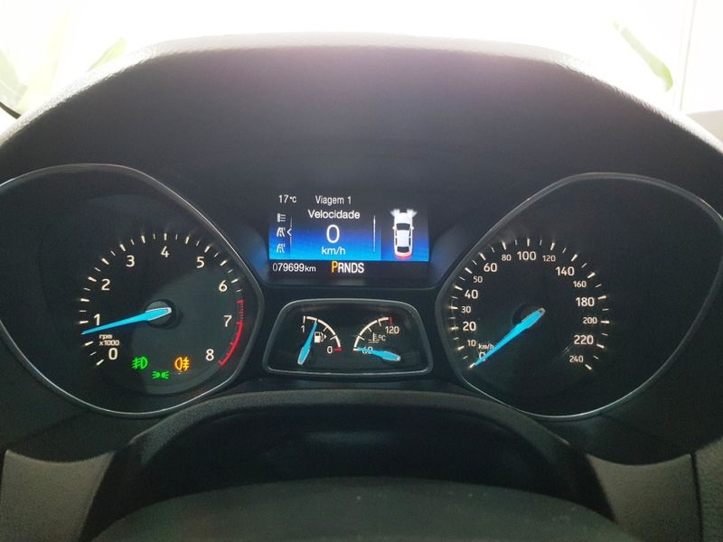 Ford FOCUS 2.0 TITANIUM PLUS 16V FLEX 4P POWERSHIFT 2017/2018 ADVANT AUTOMÓVEIS CAXIAS DO SUL / Carros no Vale Ford FOCUS 2.0 TITANIUM PLUS 16V FLEX 4P POWERSHIFT 2017/2018 ADVANT AUTOMÓVEIS CAXIAS DO SUL / Carros no Vale