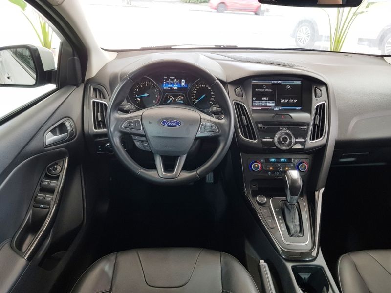 Ford FOCUS 2.0 TITANIUM PLUS FASTBACK 16V FLEX 4P POWERSHIFT 2018/2019 ADVANT AUTOMÓVEIS CAXIAS DO SUL / Carros no Vale Ford FOCUS 2.0 TITANIUM PLUS FASTBACK 16V FLEX 4P POWERSHIFT 2018/2019 ADVANT AUTOMÓVEIS CAXIAS DO SUL / Carros no Vale