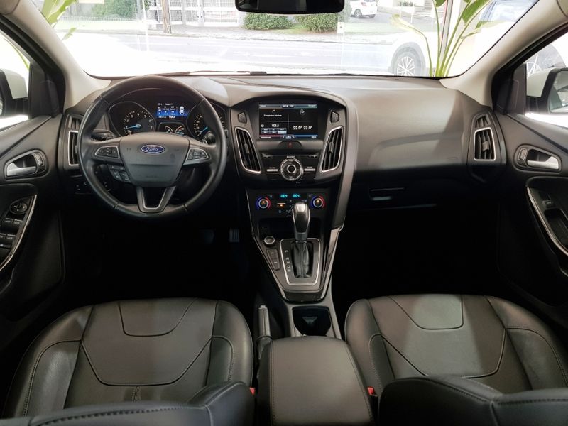 Ford FOCUS 2.0 TITANIUM PLUS FASTBACK 16V FLEX 4P POWERSHIFT 2018/2019 ADVANT AUTOMÓVEIS CAXIAS DO SUL / Carros no Vale Ford FOCUS 2.0 TITANIUM PLUS FASTBACK 16V FLEX 4P POWERSHIFT 2018/2019 ADVANT AUTOMÓVEIS CAXIAS DO SUL / Carros no Vale