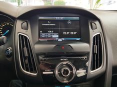 Ford FOCUS 2.0 TITANIUM PLUS FASTBACK 16V FLEX 4P POWERSHIFT 2018/2019 ADVANT AUTOMÓVEIS CAXIAS DO SUL / Carros no Vale
