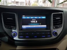 Hyundai TUCSON 1.6 16V T-GDI GASOLINA GL ECOSHIFT 2016/2017 ADVANT AUTOMÓVEIS CAXIAS DO SUL / Carros no Vale