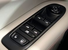 JEEP COMPASS 2.0 16V FLEX LIMITED AUTOMÁTICO 2017/2018 ADVANT AUTOMÓVEIS CAXIAS DO SUL / Carros no Vale