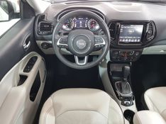 JEEP COMPASS 2.0 16V FLEX LIMITED AUTOMÁTICO 2017/2018 ADVANT AUTOMÓVEIS CAXIAS DO SUL / Carros no Vale