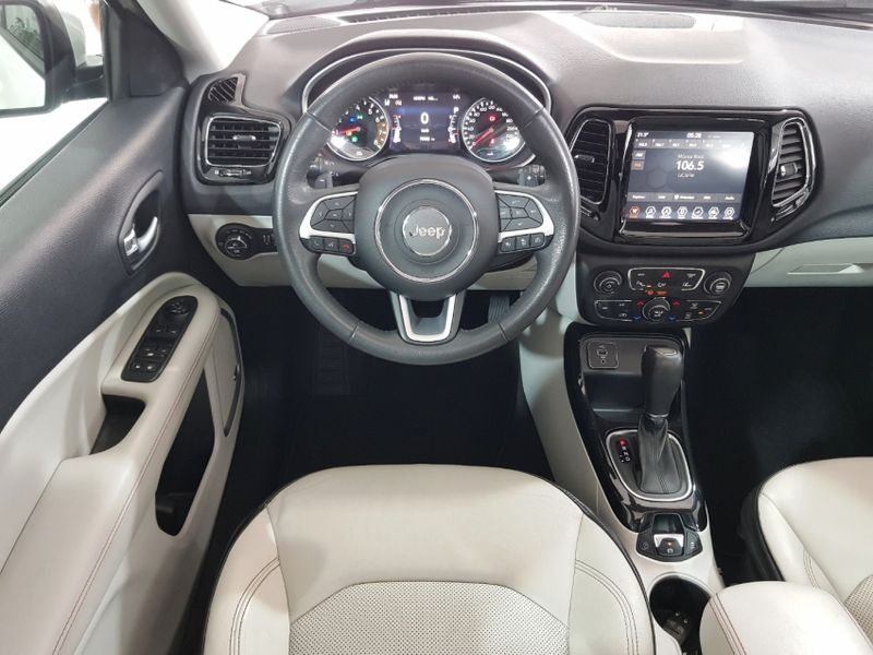 JEEP COMPASS 2.0 16V FLEX LIMITED AUTOMÁTICO 2017/2018 ADVANT AUTOMÓVEIS CAXIAS DO SUL / Carros no Vale