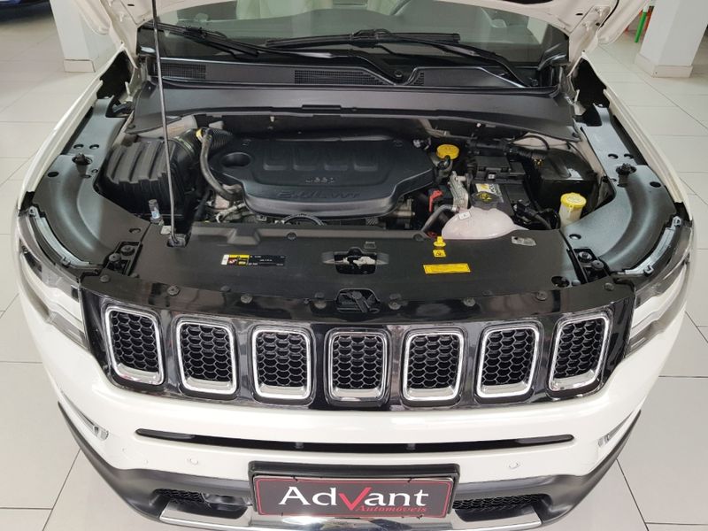JEEP COMPASS 2.0 16V FLEX LIMITED AUTOMÁTICO 2017/2018 ADVANT AUTOMÓVEIS CAXIAS DO SUL / Carros no Vale
