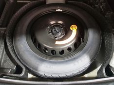 JEEP COMPASS 2.0 16V FLEX LIMITED AUTOMÁTICO 2017/2018 ADVANT AUTOMÓVEIS CAXIAS DO SUL / Carros no Vale