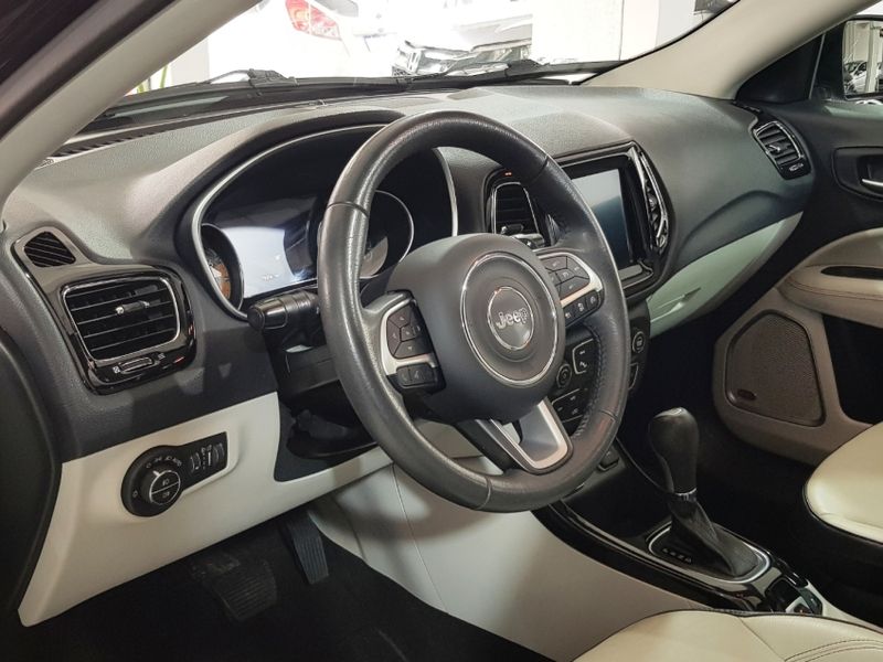 JEEP COMPASS 2.0 16V FLEX LIMITED AUTOMÁTICO 2017/2018 ADVANT AUTOMÓVEIS CAXIAS DO SUL / Carros no Vale